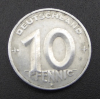 10 DDR-Pfennig 1953 E Wertseite