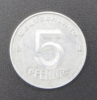 5 DDR-Pfennig 1953 E Wertseite