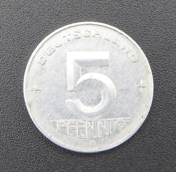 5 DDR-Pfennig 1953 E Wertseite