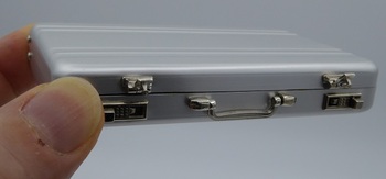 Mini-Aluminium-Koffer Frontansicht